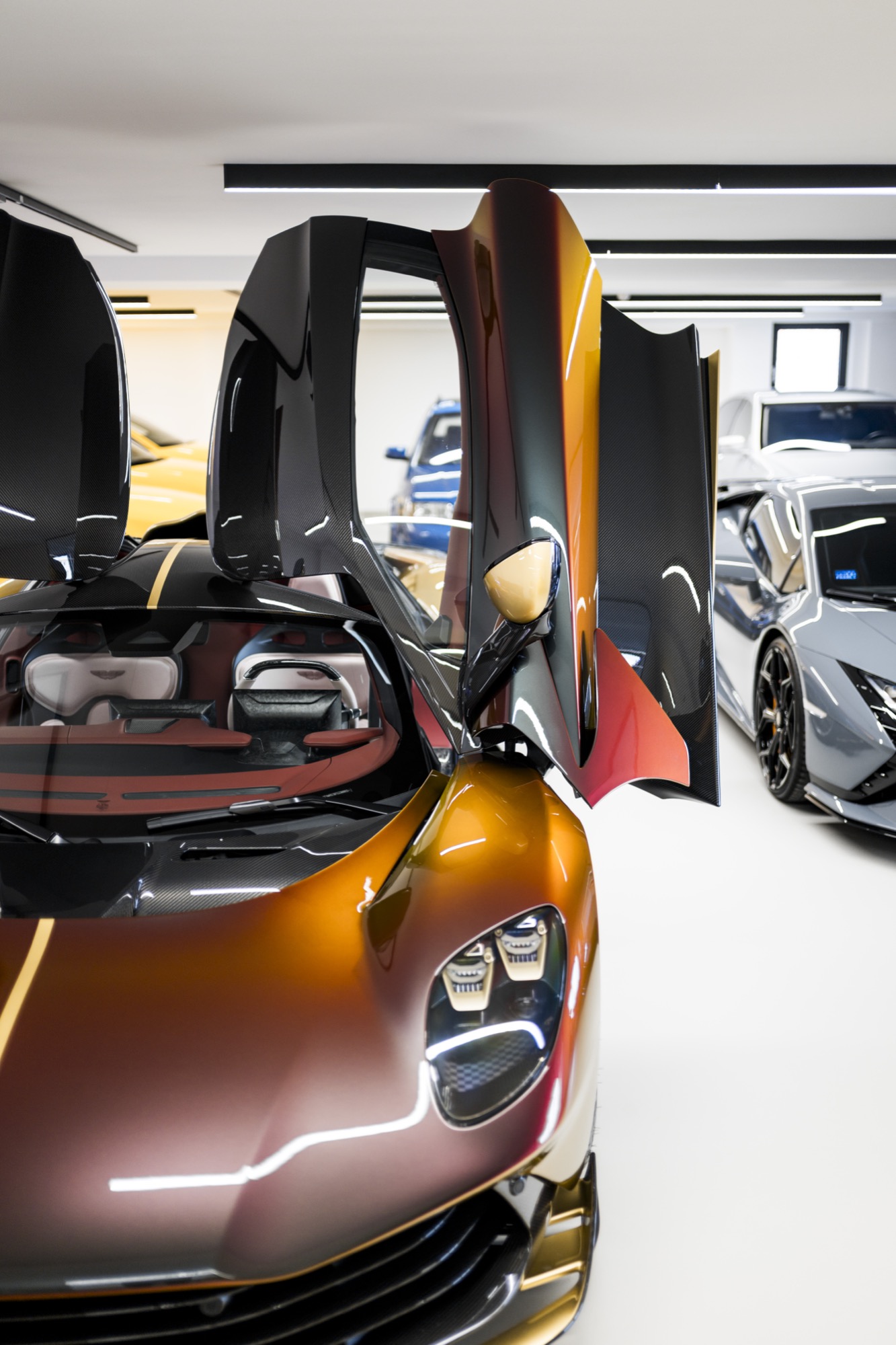 Aston Martin Valhalla